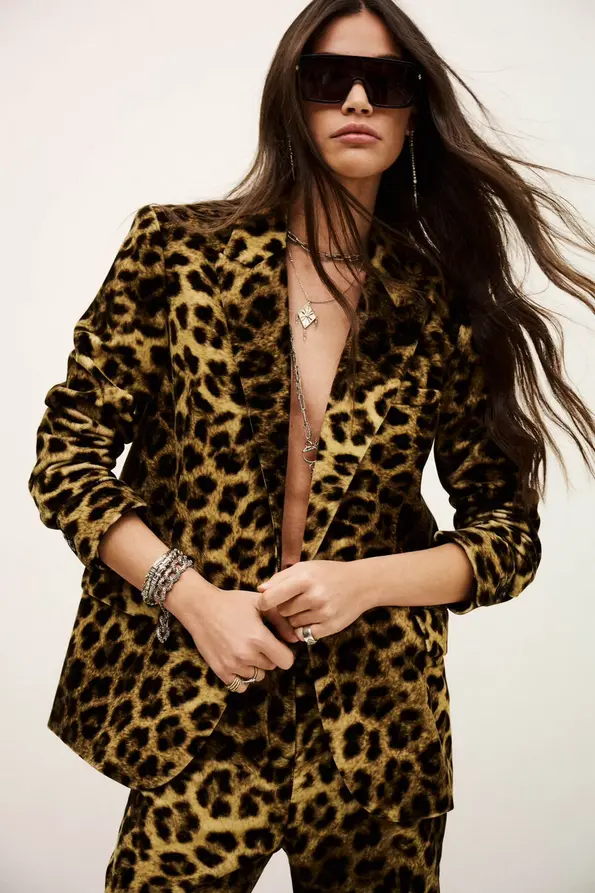 Screenshot 2025-12-06 at 14-29-37 1H25BEAR_NATUREL_4.jpg (AVIF Image 870 × 1305 pixels) — Scaled (68%).webp