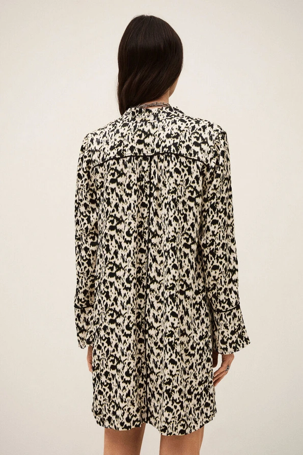 Screenshot 2026-01-09 at 15-24-44 1E26PERL_ECRU_5.jpg (JPEG Image 870 × 1305 pixels) — Scaled (68%).webp