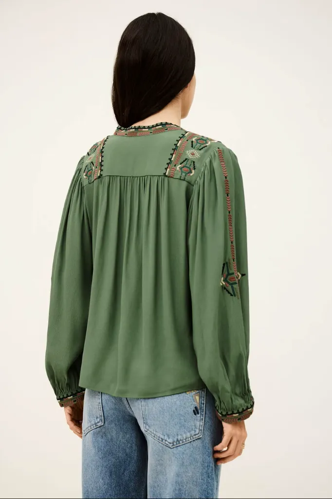 1E26TILT_VERT_5.webp