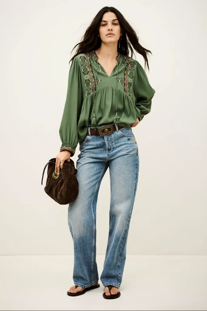 1E26TILT_VERT_3.webp