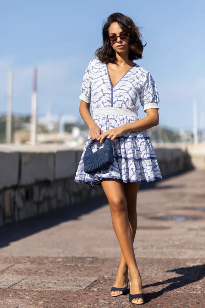 ginette blue 2.webp