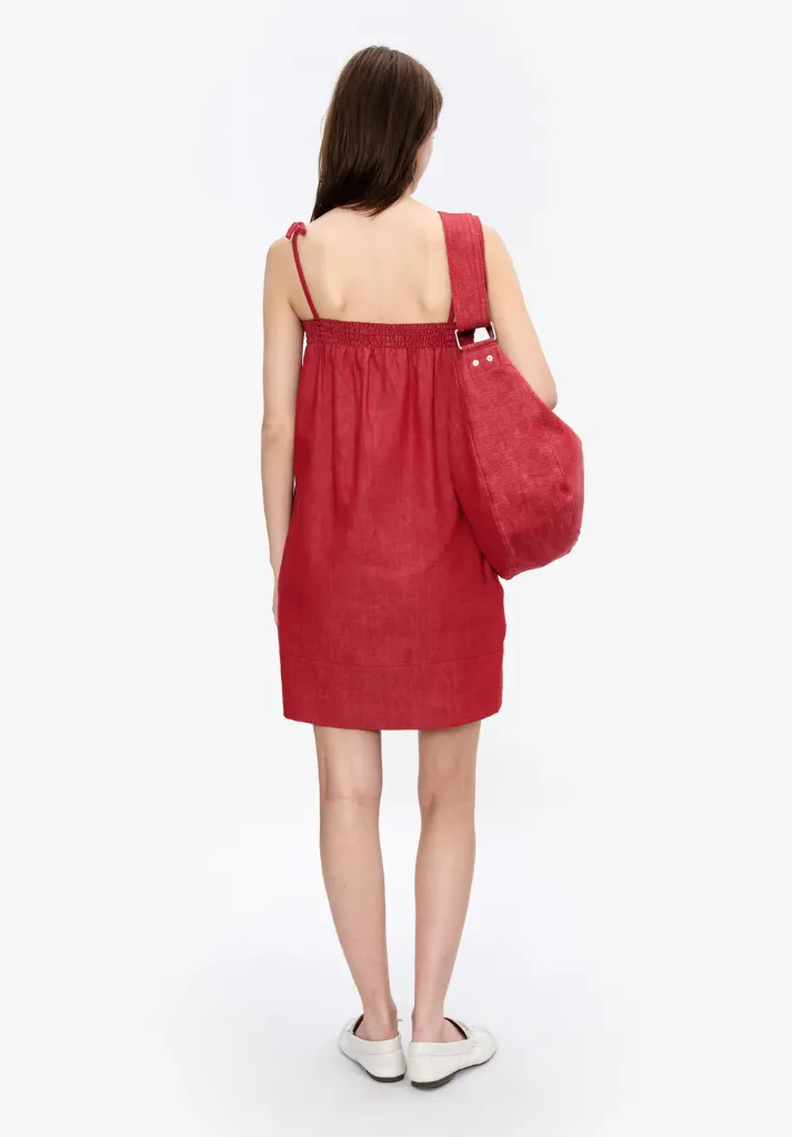 iris red 2.webp