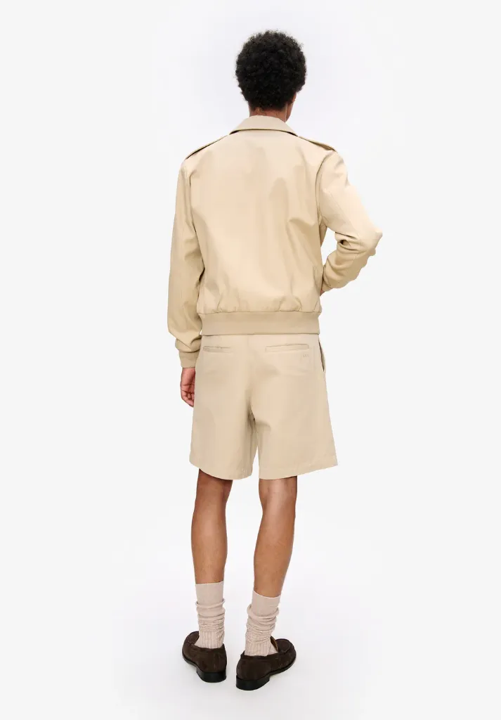 otis beige 2.webp