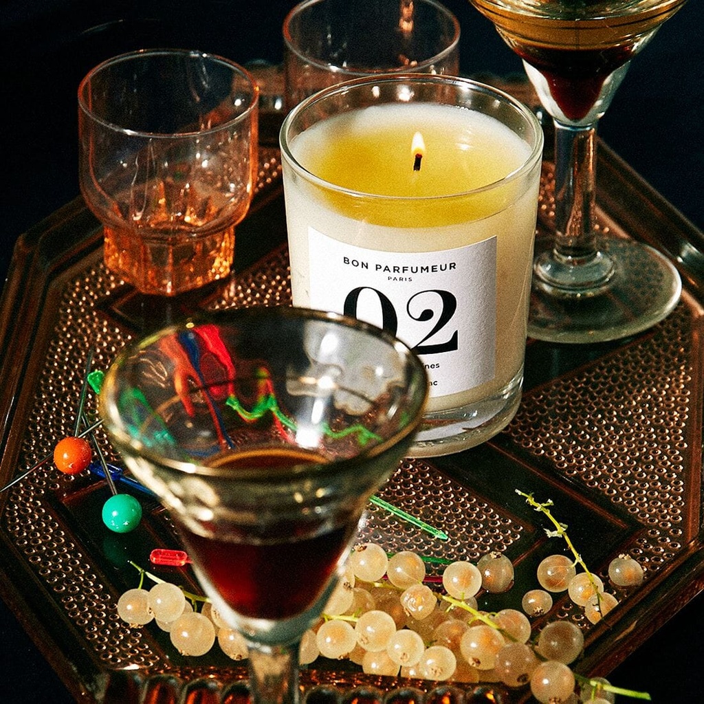 Scented Candle #02 WOODY - Coriander seeds, honey, tobacco leaves 180gr - BON PARFUMEUR