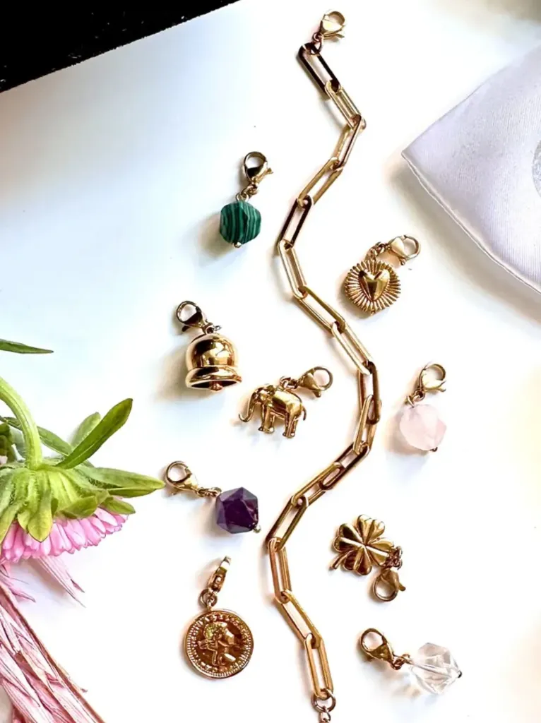 CHARM BAR.webp