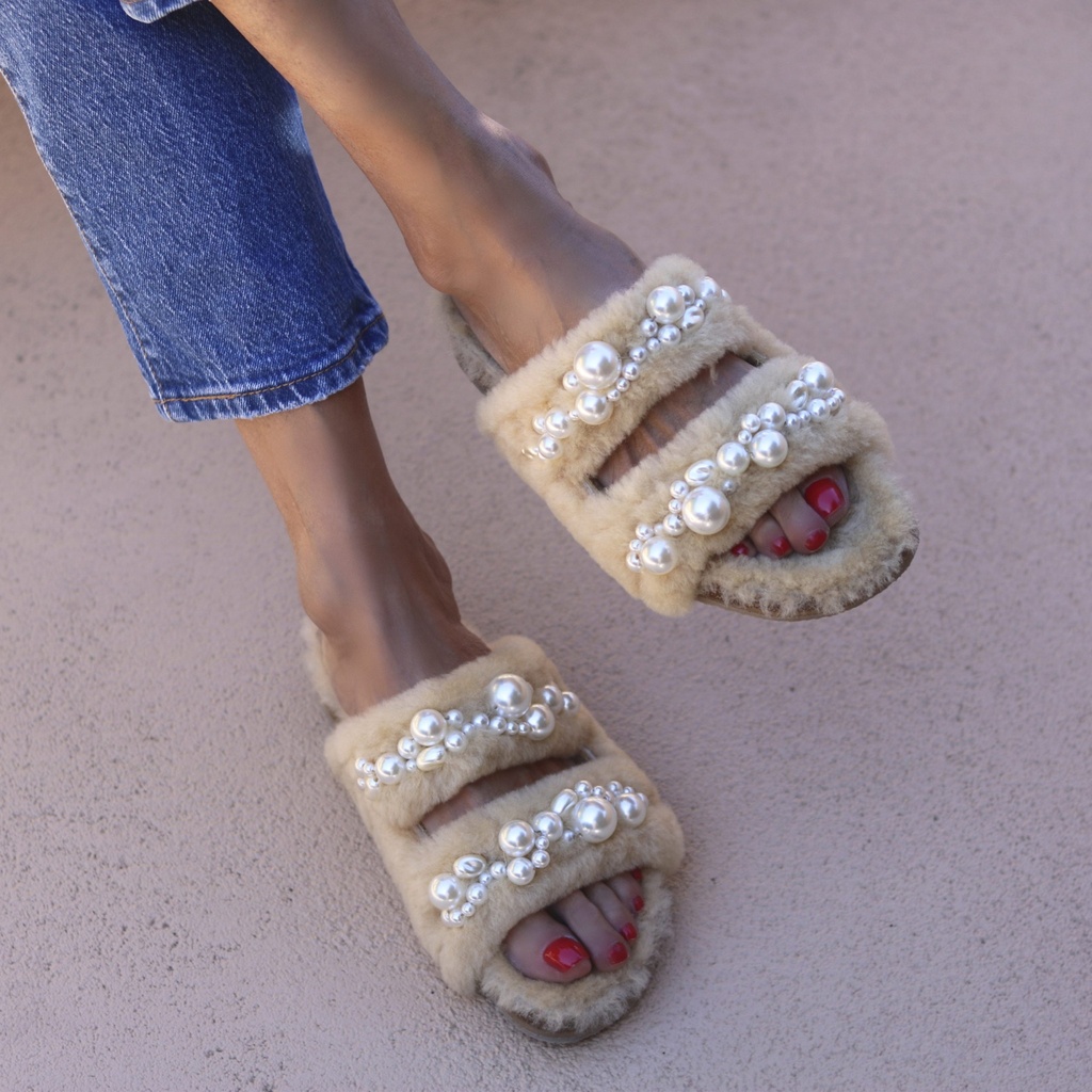 MIMI PEARLS SHEARLING SANDALS - ALAMEDA TURQUESA