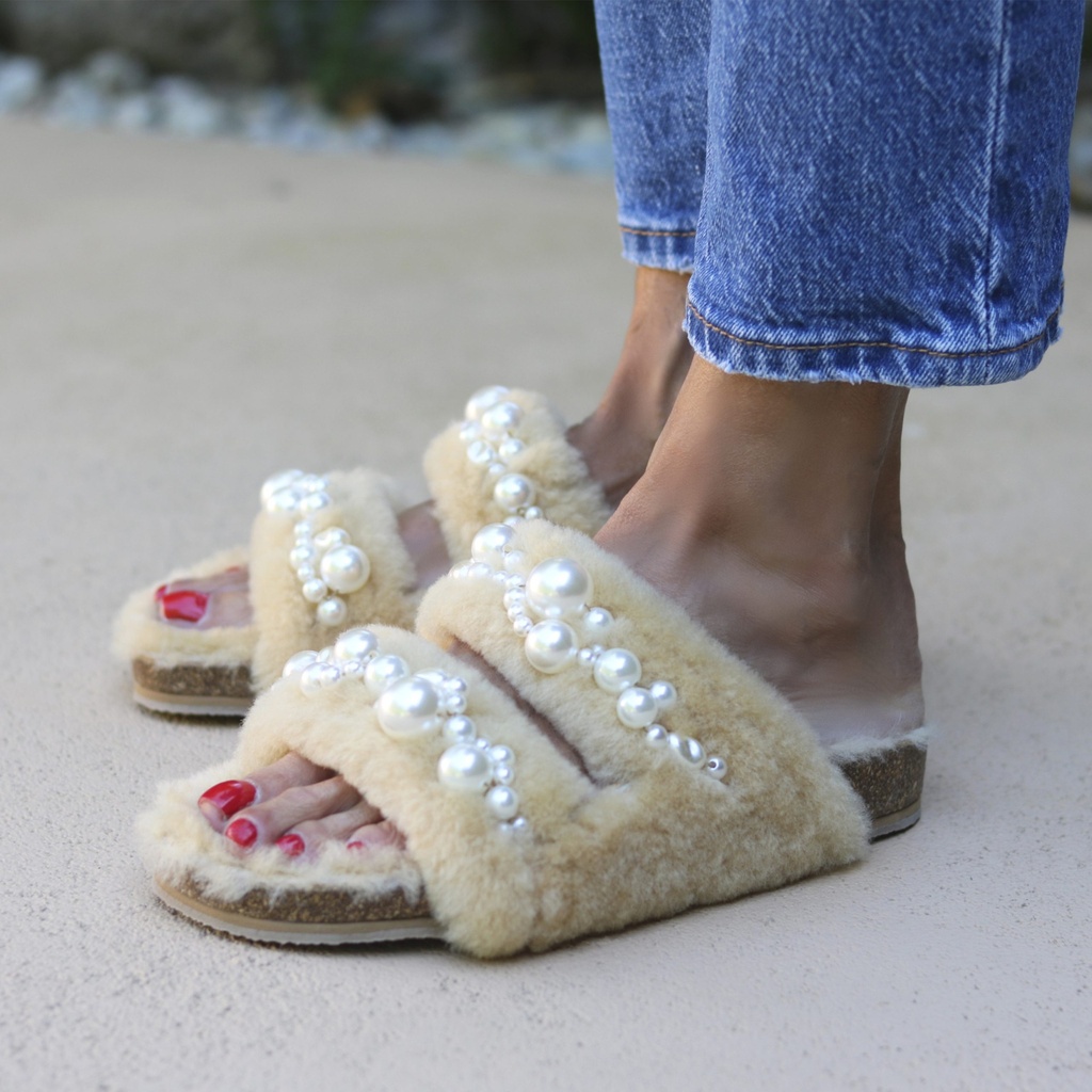 MIMI PEARLS SHEARLING SANDALS - ALAMEDA TURQUESA