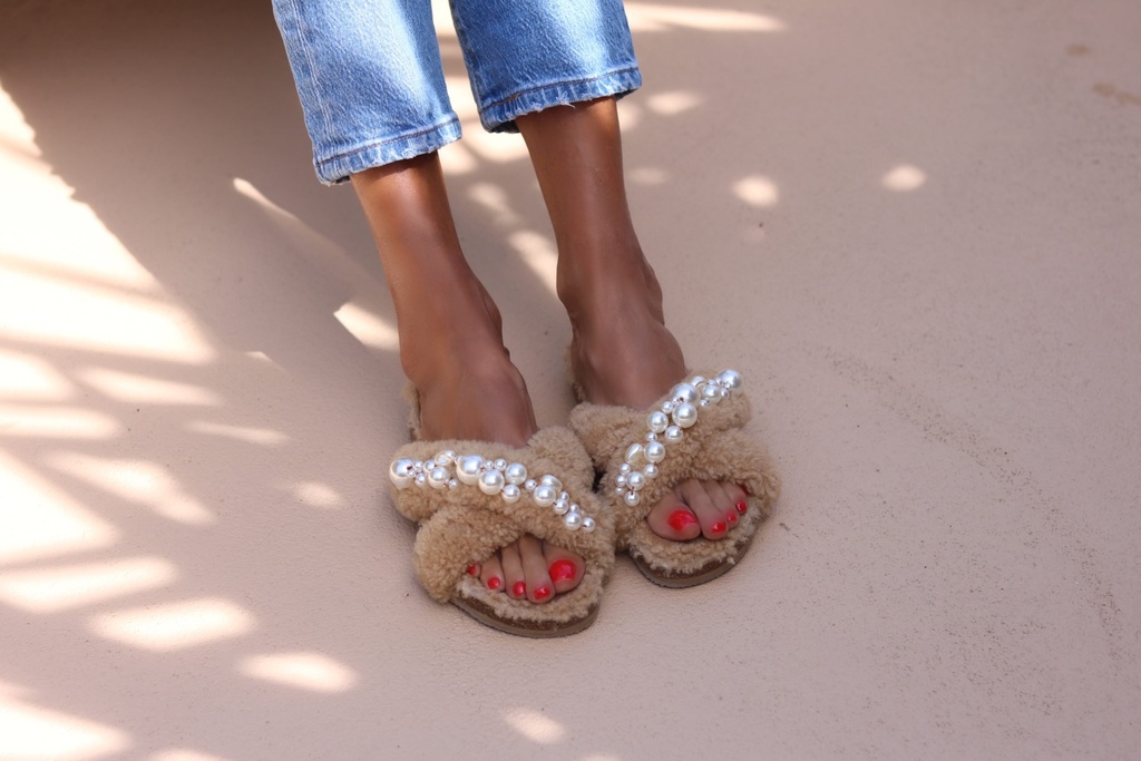SHEARLING SLIP ON SANDALS - ALAMEDA TURQUESA