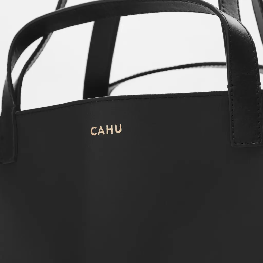 Pratique Black - Noire Medium - Cahu