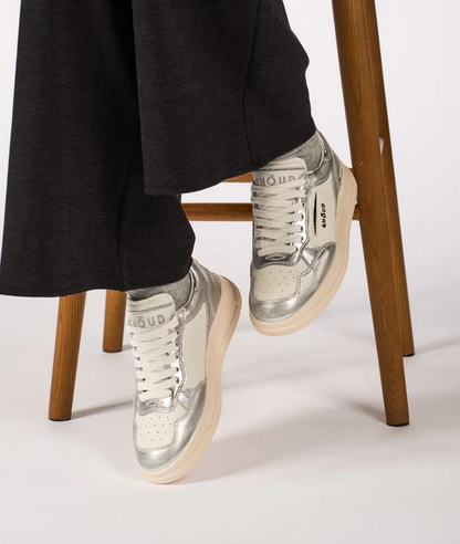 Tweener Brushed Low in Treated Soft Leather Silver/White - GHOUD VENICE 