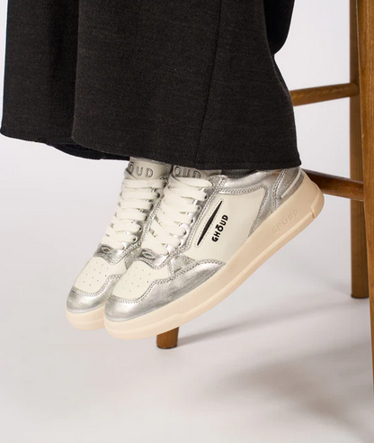 Tweener Brushed Low in Treated Soft Leather Silver/White - GHOUD VENICE 