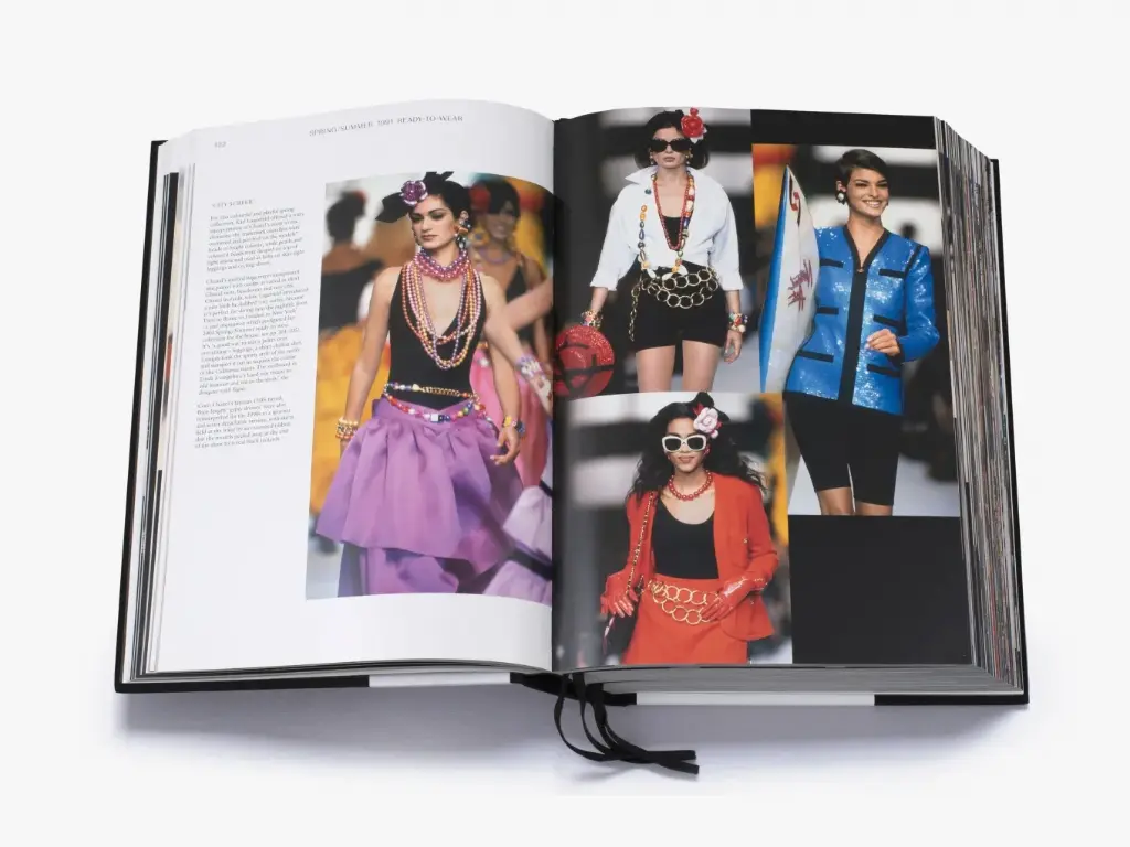 Chanel Catwalk: The Complete Collections - Hachette  