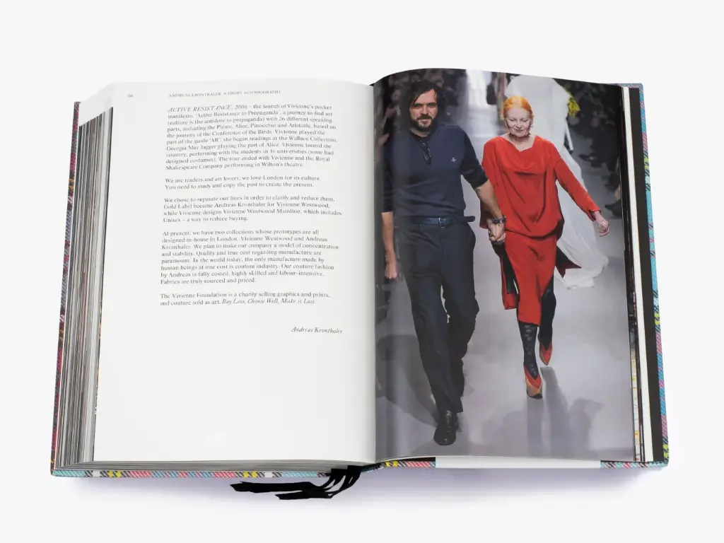 Vivienne Westwood Catwalk - Hachette 