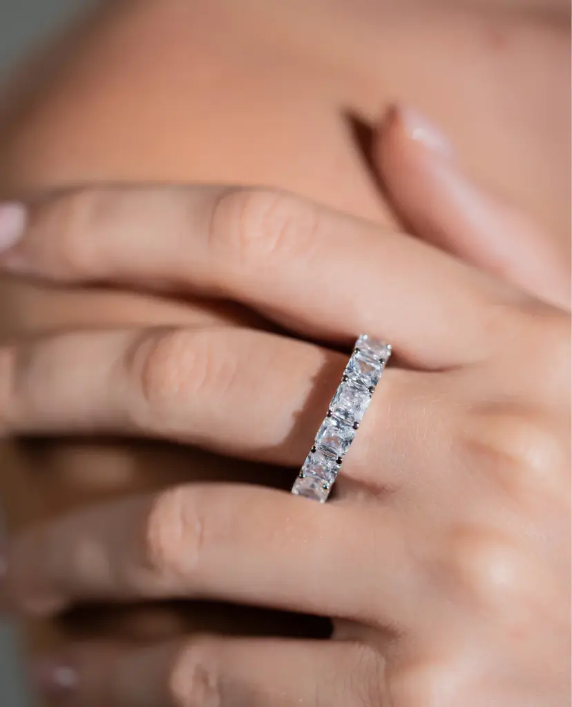 Tennis ring with white gemstones - POISON 