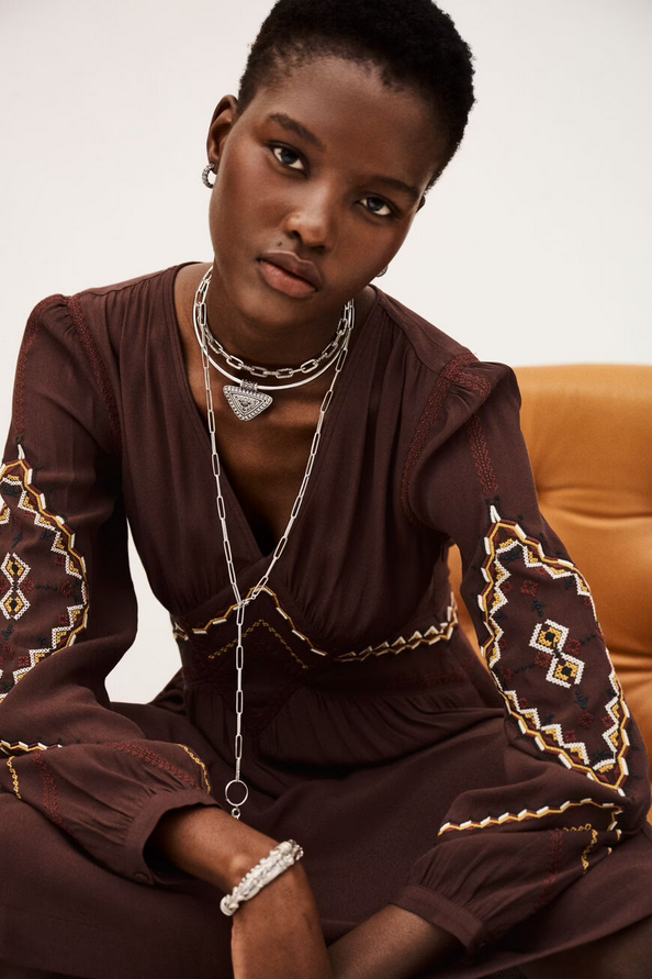 Screenshot 2025-07-22 at 15-30-19 1H25TANY_CHOCOLAT_2.jpg (AVIF Image 870 × 1305 pixels) — Scaled (68%).png