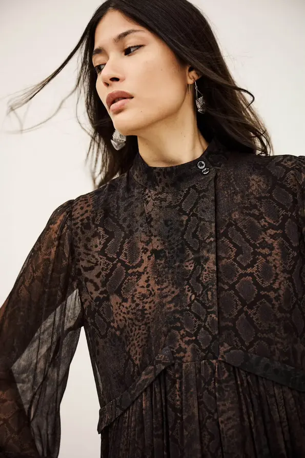 Screenshot 2025-09-04 at 15-53-24 1H25SIMB_MARRON_4.jpg (AVIF Image 870 × 1305 pixels) — Scaled (68%).webp