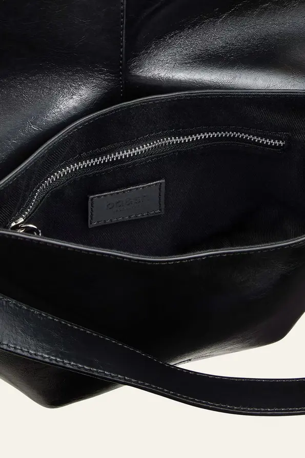 Screenshot 2025-09-05 at 17-53-13 2H25SYSC_NOIR_4.jpg (AVIF Image 870 × 1305 pixels) — Scaled (68%).webp