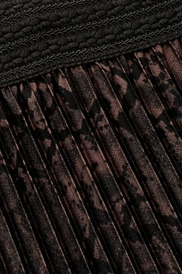 Screenshot 2025-09-05 at 18-47-47 1H25HOWI_MARRON_N3.jpg (AVIF Image 870 × 1305 pixels) — Scaled (68%).webp