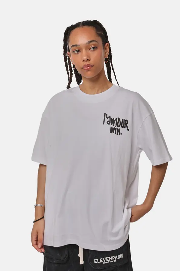 Screenshot 2025-10-01 at 10-55-08 FLARISWHITE2586copie.jpg (JPEG Image 640 × 960 pixels) — Scaled (93%).webp