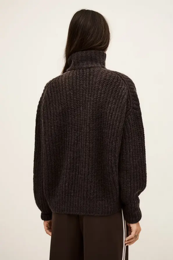 Screenshot 2025-10-03 at 11-59-29 1H25BELT_CHOCOLAT_5.jpg (AVIF Image 870 × 1305 pixels) — Scaled (68%).webp