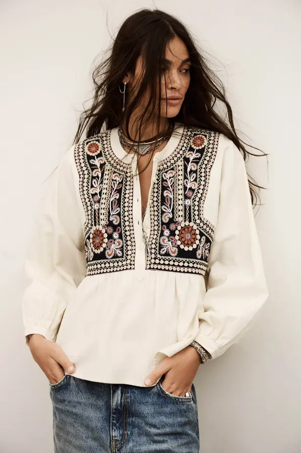 Screenshot 2025-10-09 at 13-18-43 1H25ALEC_ECRU_4.jpg (AVIF Image 2250 × 3375 pixels) — Scaled (26%).webp