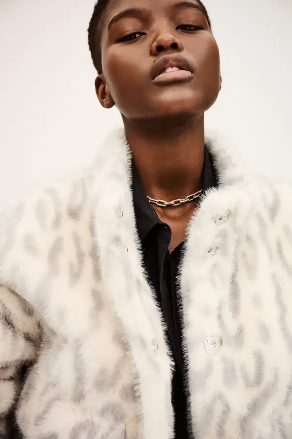 Screenshot 2025-10-21 at 15-01-17 1H25SARO_ECRU_2.jpg (AVIF Image 870 × 1305 pixels) — Scaled (68%).webp