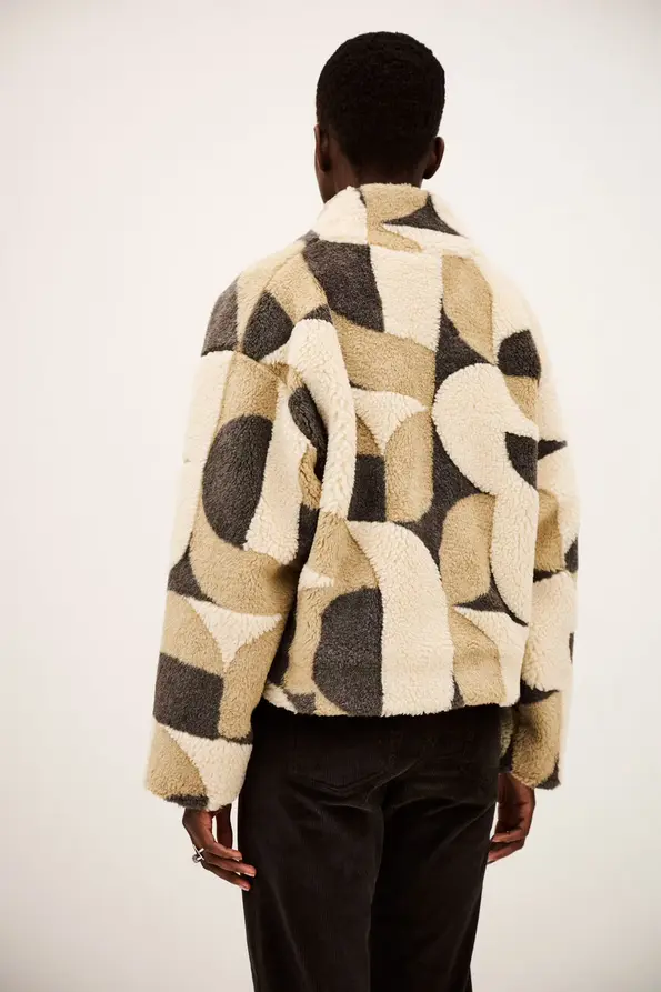 Screenshot 2025-10-23 at 08-57-27 1H25FUTU_BEIGE_5.jpg (AVIF Image 870 × 1305 pixels) — Scaled (68%).webp