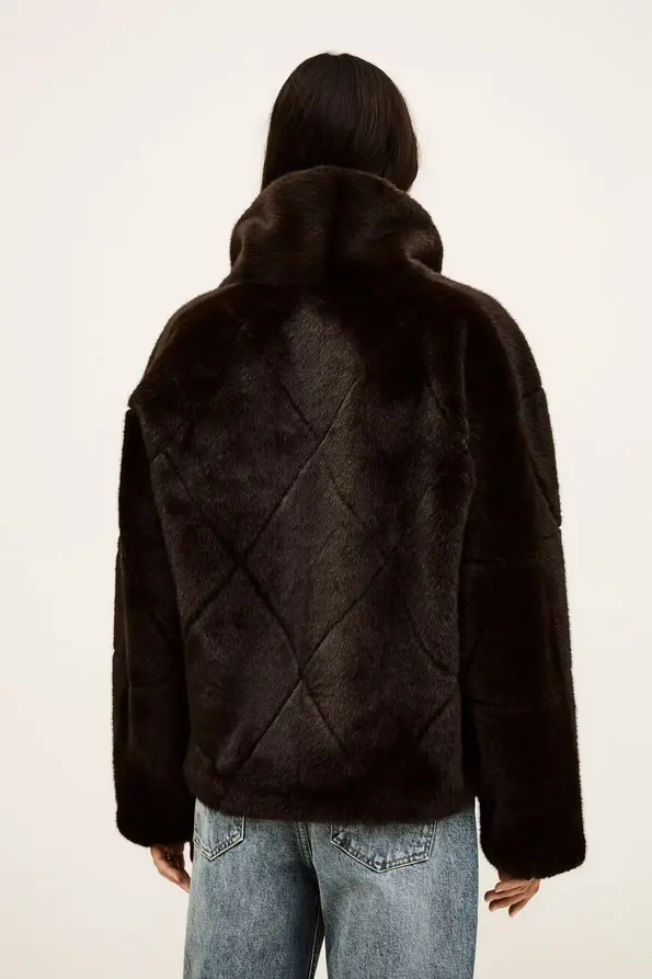 Screenshot 2025-10-23 at 09-00-07 1H25PINI_CHOCOLAT_5.jpg (AVIF Image 870 × 1305 pixels) — Scaled (68%).webp