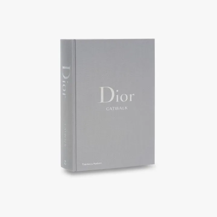 Dior Catwalk: The Complete Collections - THAMES & HUDSON