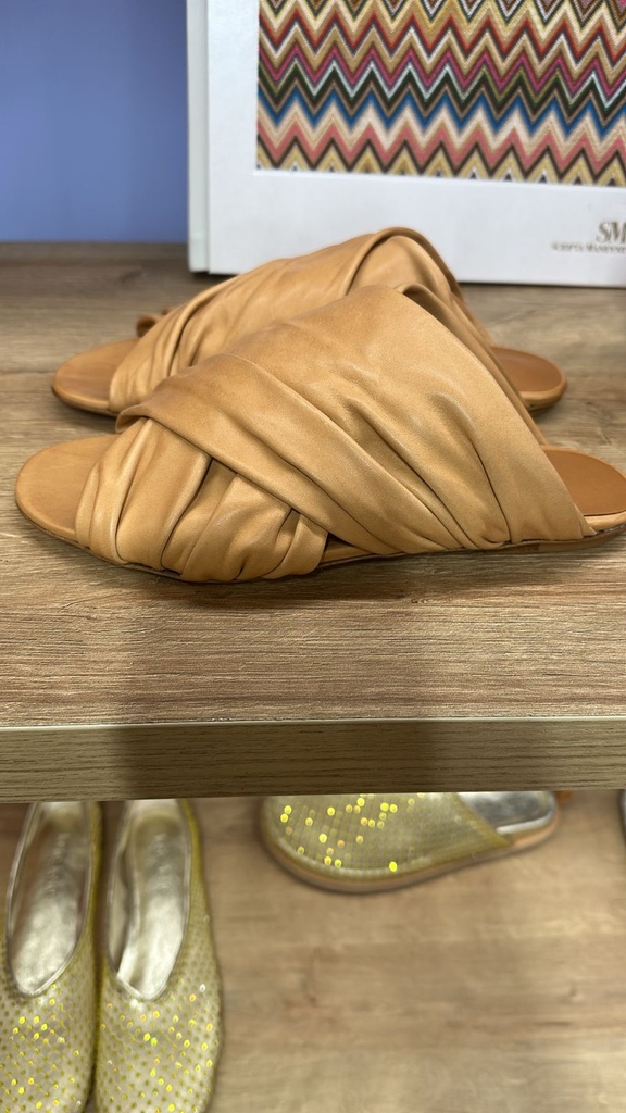 FORTE FORTE - Leather Crossed Flat Sandals