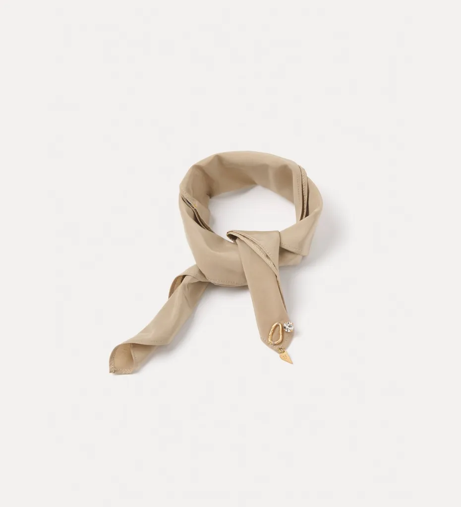 [14568_my scarf] FORTE FORTE - chic	taffettas carre scarf sand