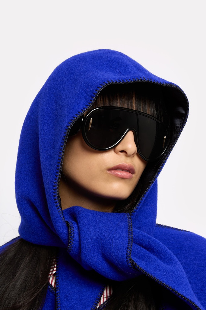 [W24ALBEFICHU] ROSEANNA - Albert Hood