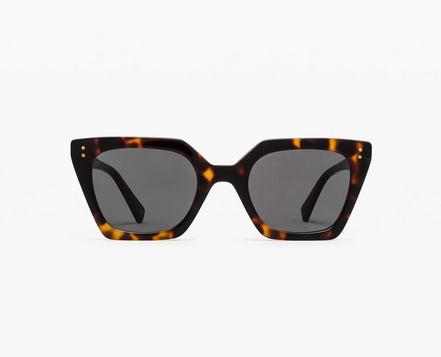 [P0641-H653ES] JIMMY FAIRLY - The BARCELONETA